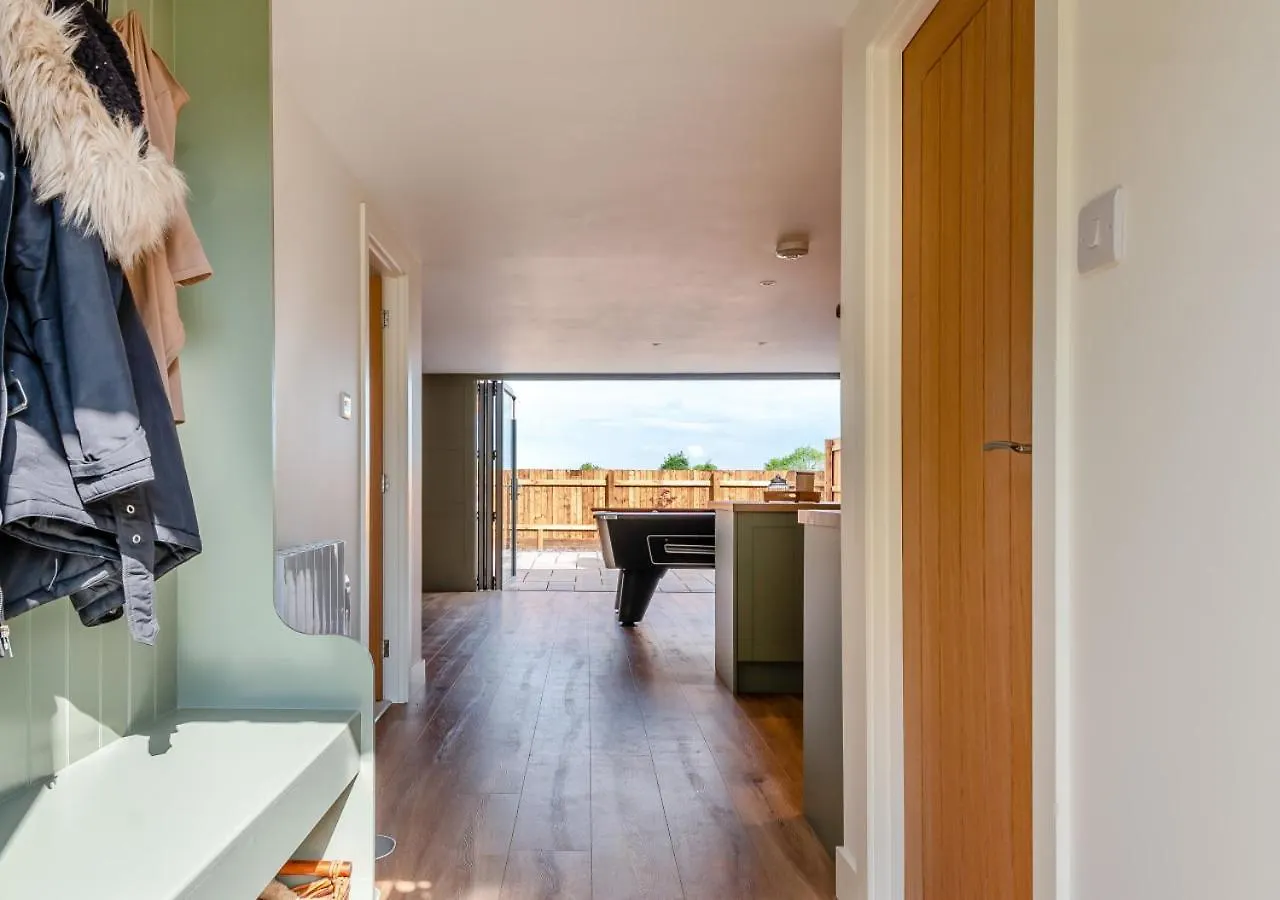 Holiday home Bluebell Farm - The Cabin Shurdington