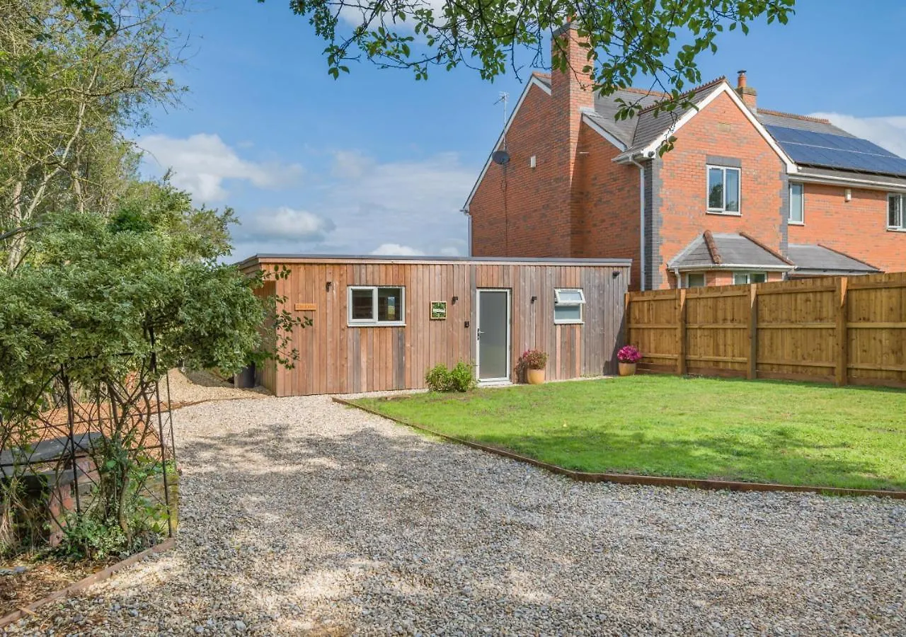 Bluebell Farm - The Cabin Shurdington